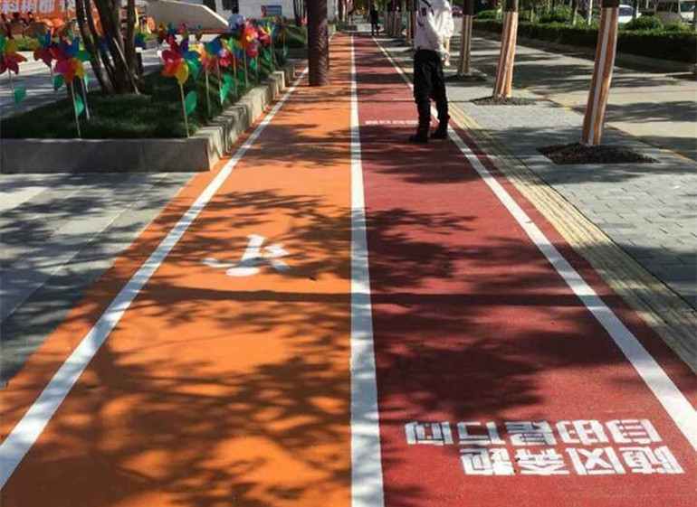 彩色自行車(chē)道施工方案-環(huán)氧地坪漆，水性地坪漆!